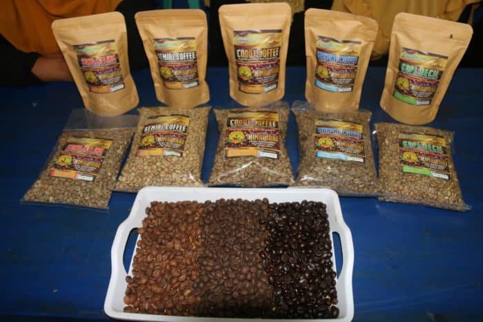 Beberapa produk kopi dari dampingan KORUT. 